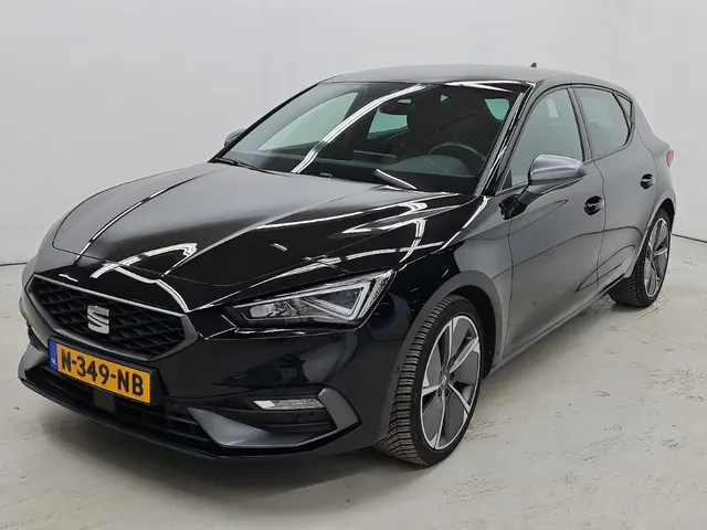 SEAT Leon 1.5 TSI 150pk DSG Fr Business Intense