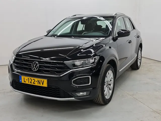 Volkswagen T-Roc 1.5 TSI 150pk DSG Sport Executive