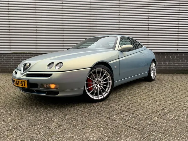 Alfa Romeo GTV 3.0 V6 24v 6 versn. Azzuro Nuvola 2001