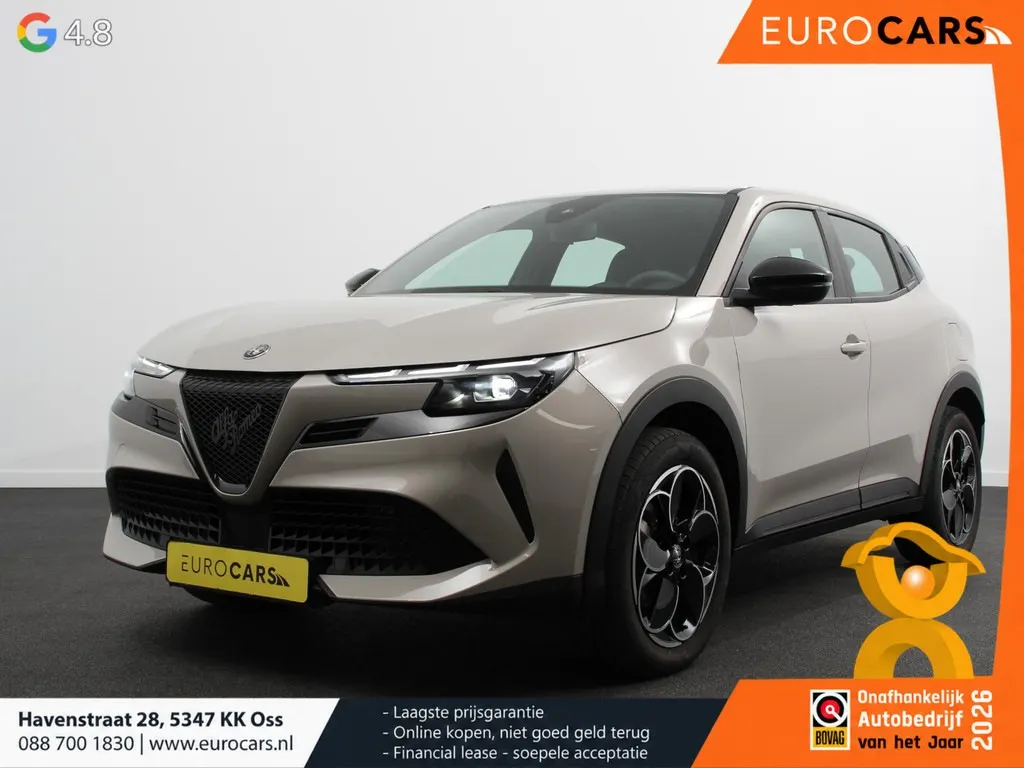 Alfa Romeo Junior Elettrica Automaat 156PK Soh 97 % Adaptieve 2025