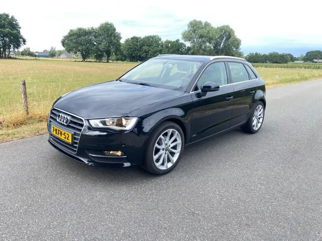Audi A3 Sportback 1.4TFSI Pro Line S Ambition Nw. Model 2013