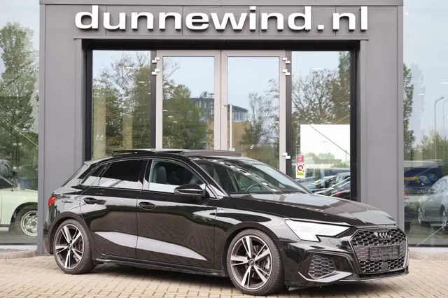 Audi A3 40 TFSI E S Line *RS 2022