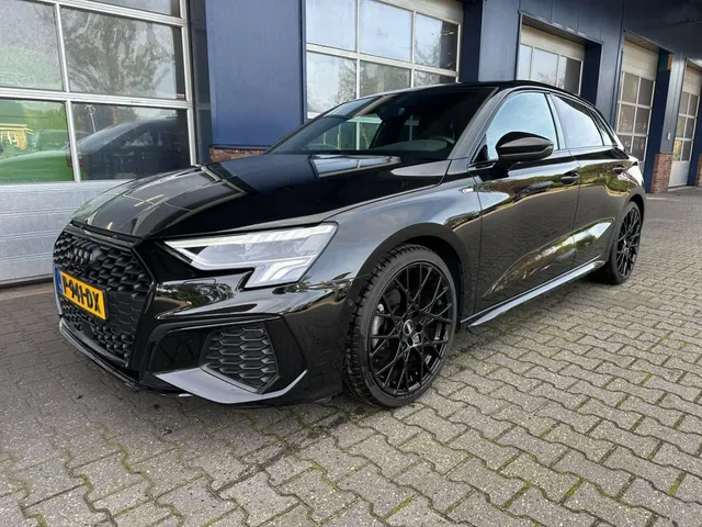 Audi A3 30 TFSI S-Line 2022