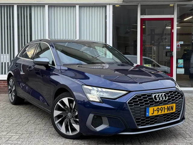 Audi A3 35 TFSI edition one S-Line 150 Pk I Leer I Matrix 2020