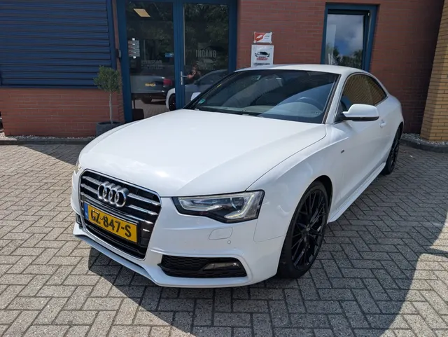 Audi A5 Coupe 1.8 TFSI S-line Sport Ed 2015