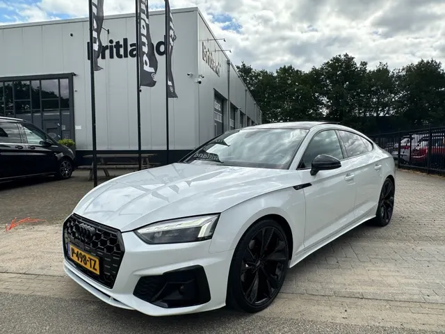 Audi A5 40 TFSI 190pk S-line bj2020 * 2020