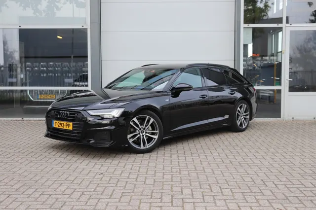 Audi A6 40 TFSI S Edition Competition 2023
