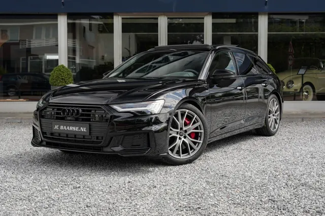 Audi A6 55 TFSI E Quattro S Line 2023