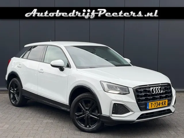 Audi Q2 30 TFSI 2023