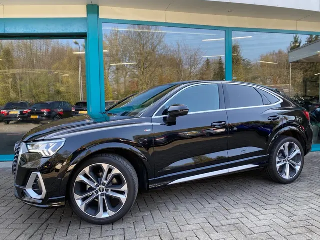 Audi Q3 Sportback 35 TFSI S Line Matrix 2020