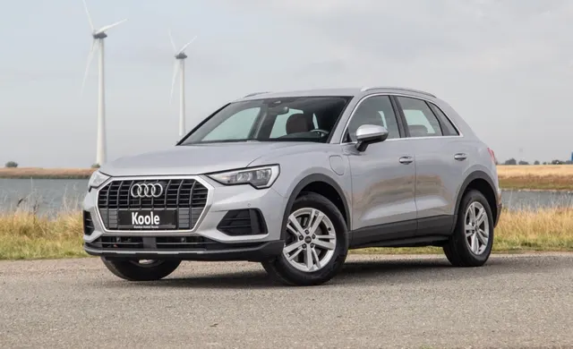 Audi Q3 45 TFSI e edition 2021
