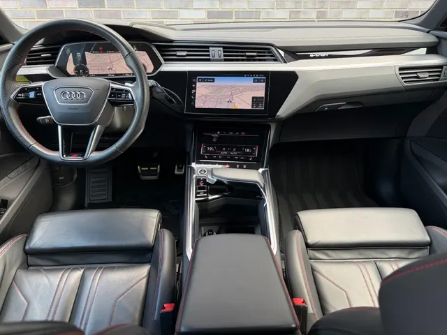 Audi Q8 E-Tron 50 Quattro S 95 Kwh - S-Line 2023