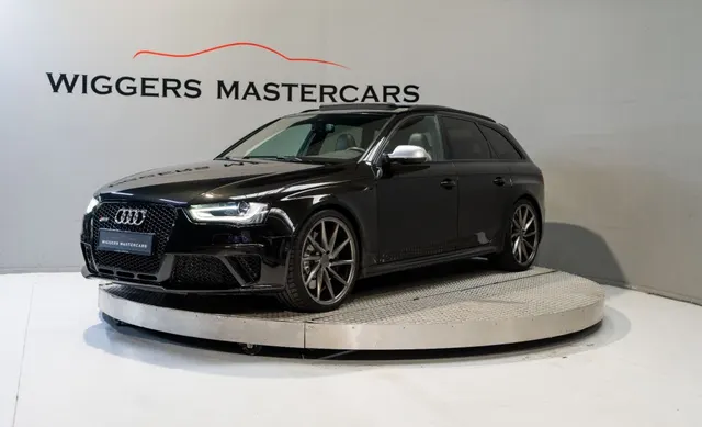 Audi RS4 4.2 V8 450 Pk 2013