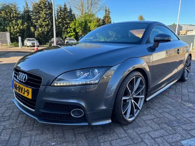 Audi TT 1.8 TFSI Pro Line S 2011