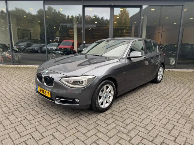 BMW 1-Serie 118i 170pk Sportline 2013