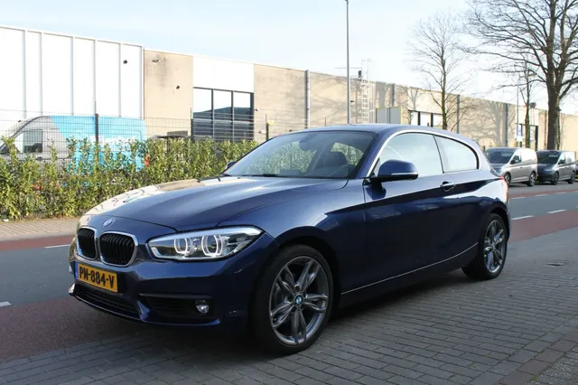 BMW 1-Serie 120i High Executive 2017