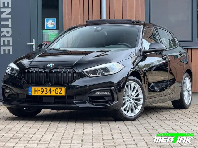 BMW 1-Serie 118I Executive Ed. Aut Schuifdak 2020