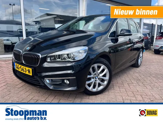 BMW 2-Serie Active Tourer 220i Luxury Aut 2015