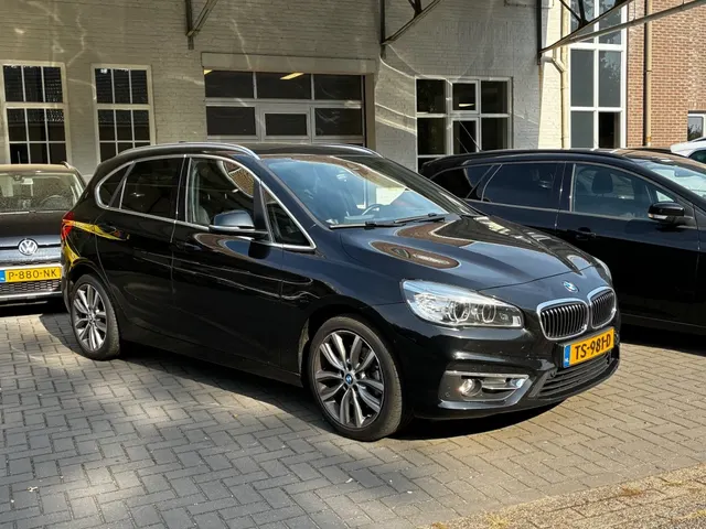 BMW 2-Serie Active Tourer 225I High Executive 2015