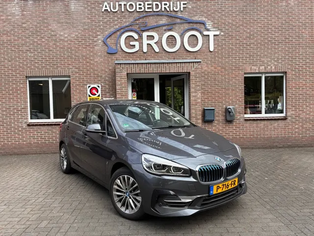 BMW 2-Serie 225XE High Executive! 2018