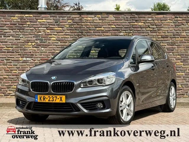 BMW 2-Serie 218I Sport Line Automaat 2016