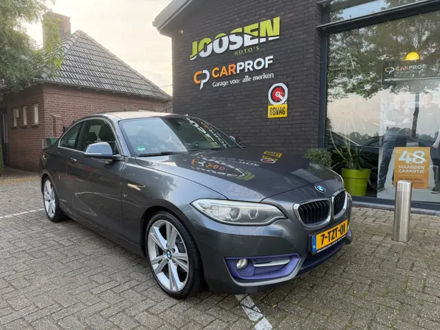 BMW 2-Serie 220D High Executive Sport 2014