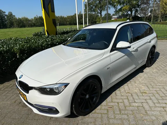 BMW 3-Serie Touring 318i Aut8 Sport 2016