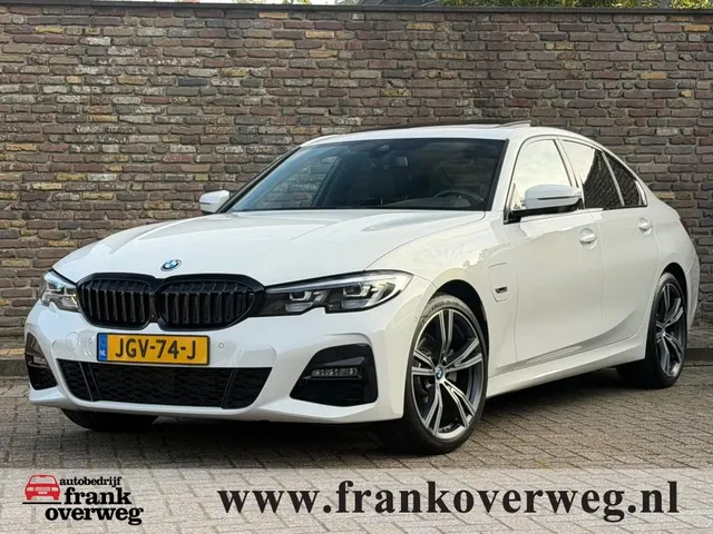 BMW 3-Serie 320E M-Sport 2022
