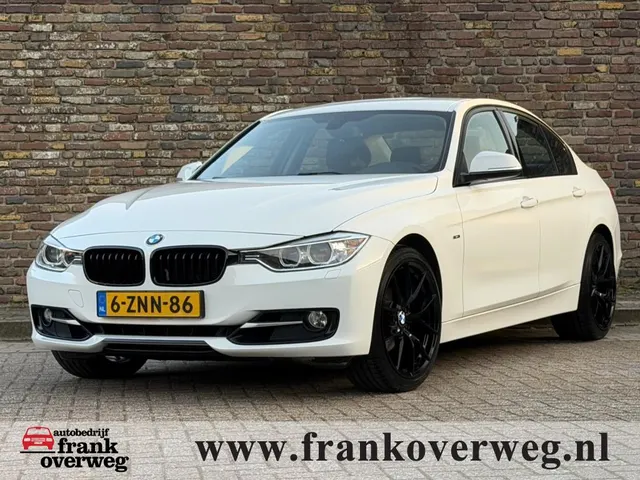 BMW 3-Serie 320I Executive Sport Automaat 2015