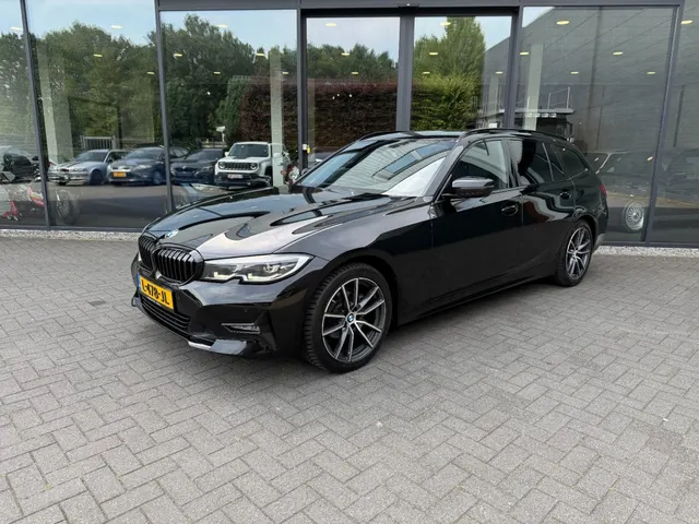 BMW 3-Serie 318I 2.0 Sportline 2021