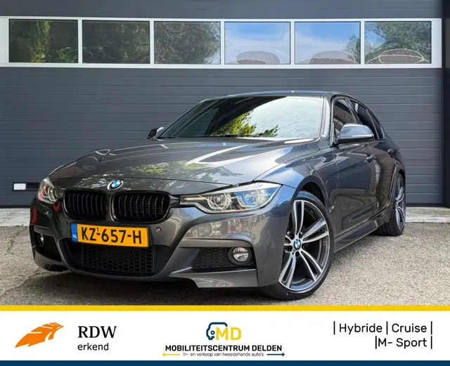 BMW 3-Serie 330E High Exec 2016