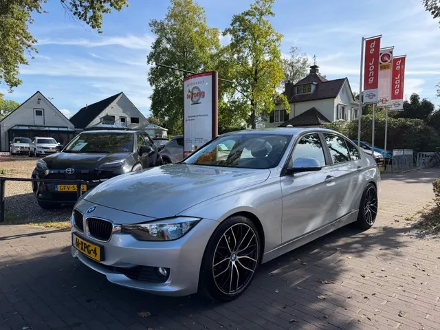 BMW 3-Serie 320I Executive Automaat 2012
