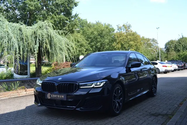 BMW 5-Serie 545 M Sport Harman Kardon - Driv. Proff 2022