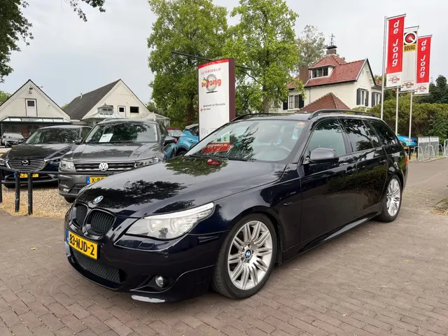 BMW 5-Serie Touring 520I M-Pakket Automaat 2010