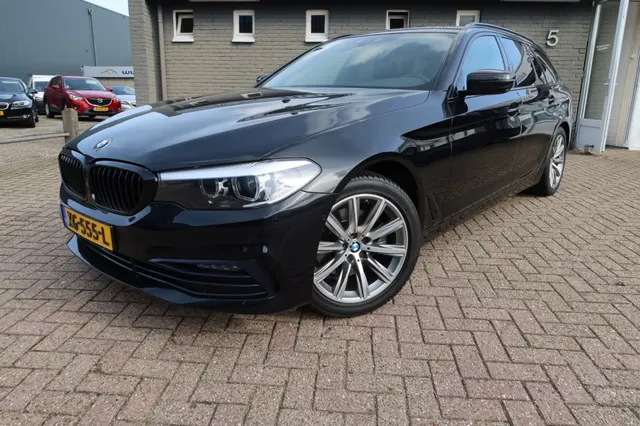 BMW 5-Serie 520I Sport-Line 2019