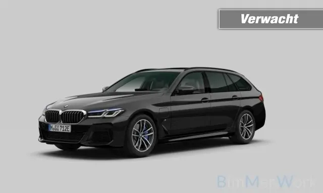 BMW 5-Serie 530e Touring M-Sport 2021