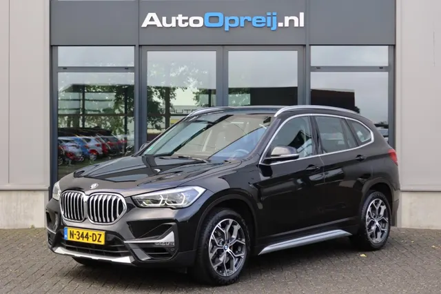BMW X1 sDrive 20i Automaat Business Edition xLine 2021