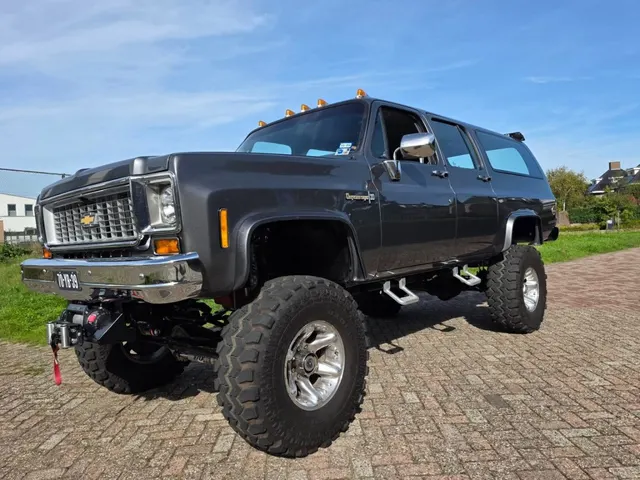 Chevrolet Suburban 1974