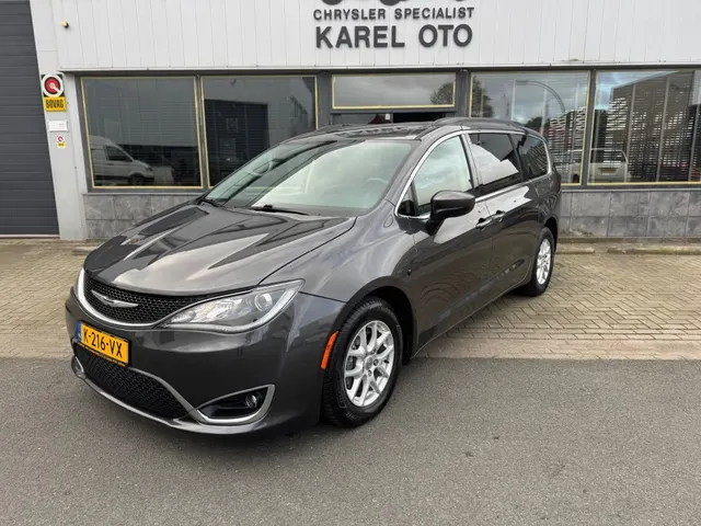 Chrysler Pacifica 3.6i Limited Stow 'N Go 2017
