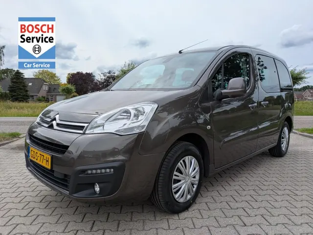Citroen Berlingo 1.2 Puretech Feel I Benzine 5p I Nieuw Distributie I 4 nieuw banden I 2018