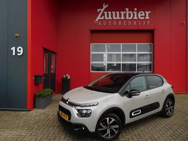 Citroen C3 1.2 PureTech Shine Business 2021