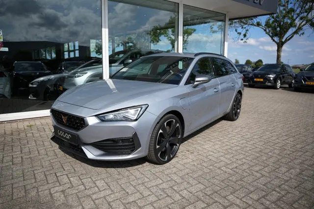 CUPRA Leon 1.4 E-Hybrid Vz 2021