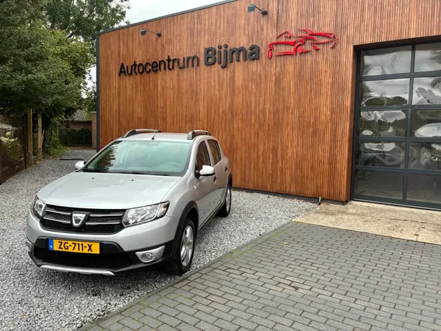 Dacia Sandero 0.9 TCe Easy-R Stepway Laureate 2017