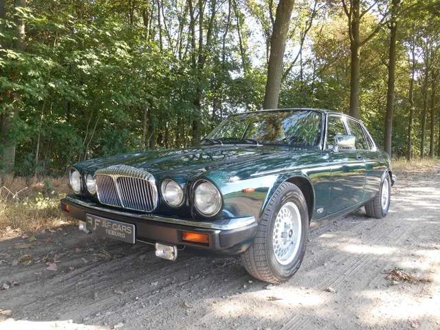 Daimler Daimler 5.3 V12 Double Six 1991