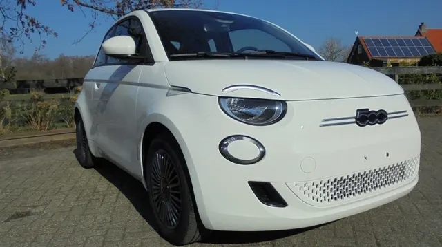 Fiat 500 E-42KW-Urban-2023 42KW-Snelladen 2023