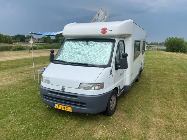 Fiat Ducato Burstner camper Zonnepanelen Elektrische fietsendrager 1998