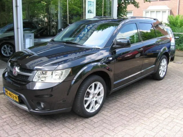 Fiat Freemont 1.9 jtd 140 7 pers urban word mee gereden super auto 2012