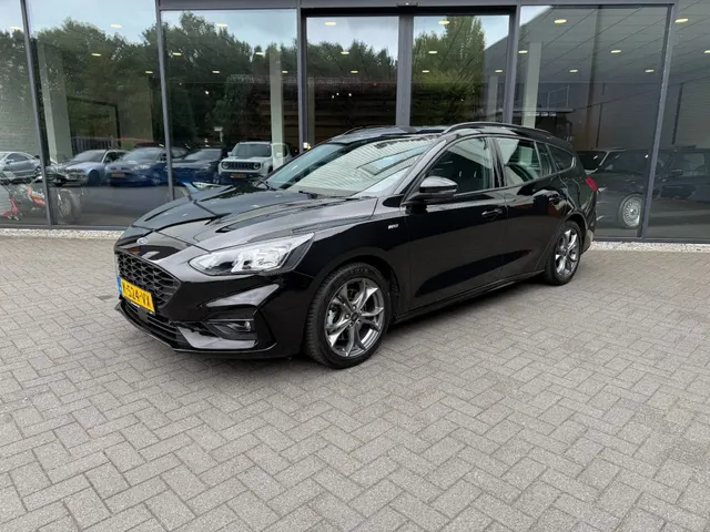 Ford Focus 1.0 Ebh St-Line 2021