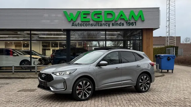 Ford Kuga 2.5 PHEV St-Line X 243pk 2026