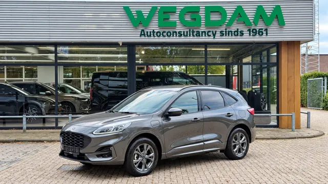 Ford Kuga 2.5 PHEV St-Line X 2024